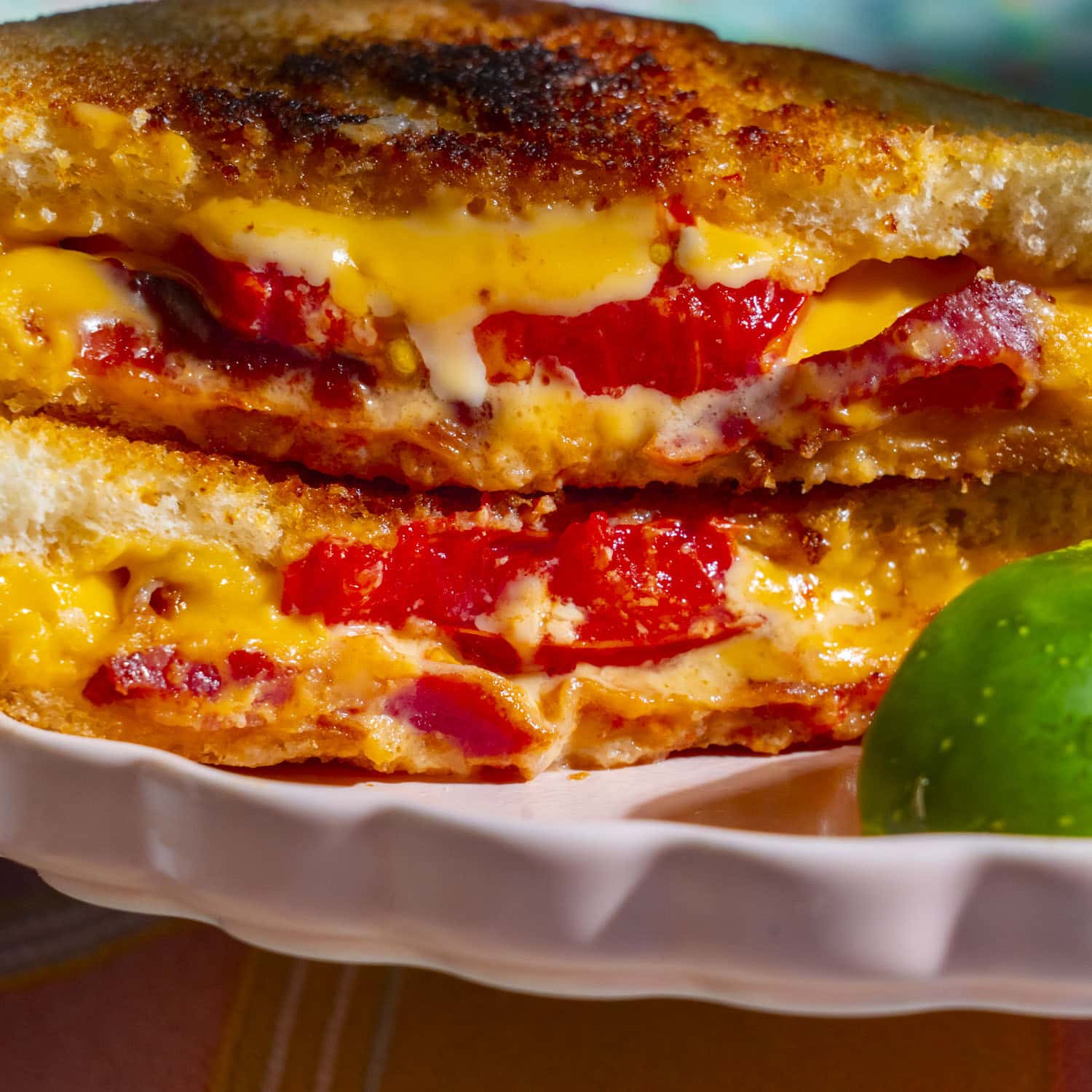 Choose Your Melt: Best Cheeses for Tomato Bacon Grilled Cheese